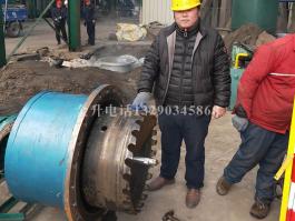 河北龍星化工！供熱管道帶壓開孔順利完成！